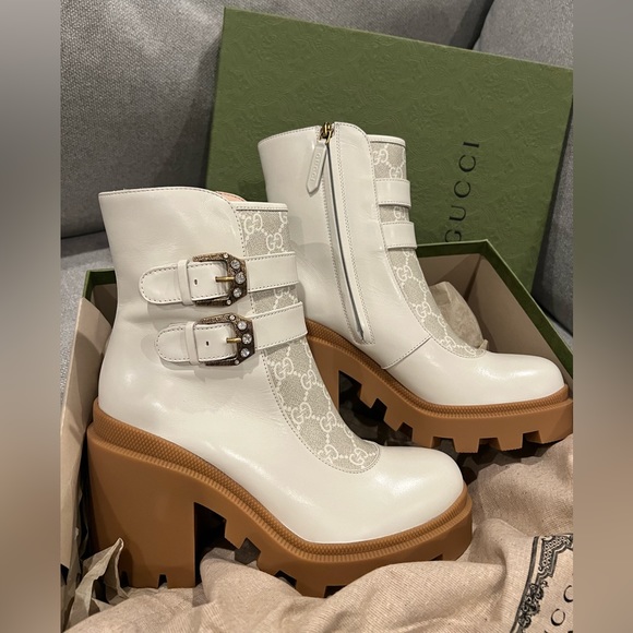 SOLD Gucci cream GG monogram lug sole platform boots - Picture 2 of 12